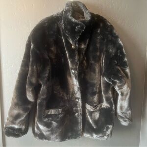 Winlit Reversible Jacket  Luxurious Leather Faux Fur coat in Black L